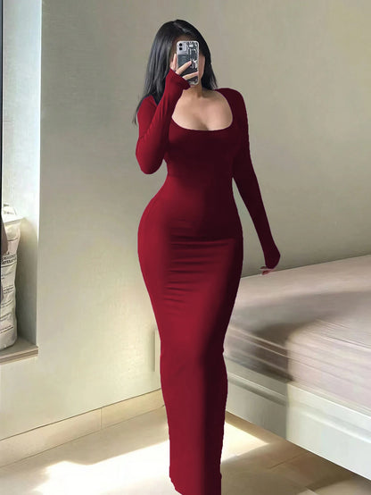 Elegantní Dlouhé Šaty s Dlouhým Rukávem a Čtvercovým Výstřihem